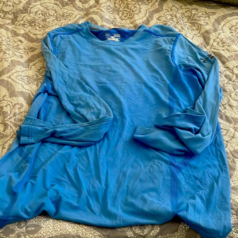 Under armour xl dry fit top